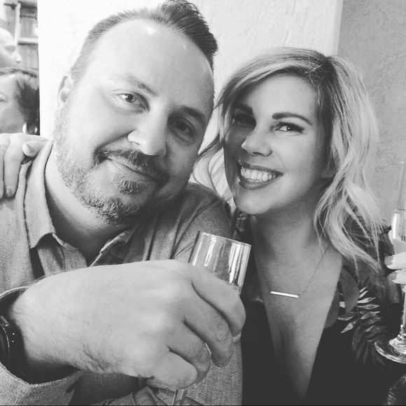 Meet your Posher, Jacquelyn 🖤 - Picture 2 of 4